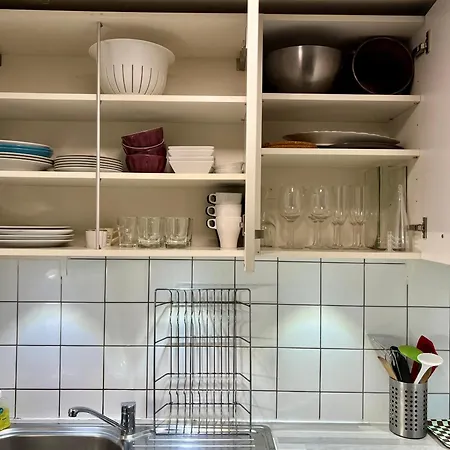 2 Bedroom Flat In Heart Of Eaux-vives ジュネーブ